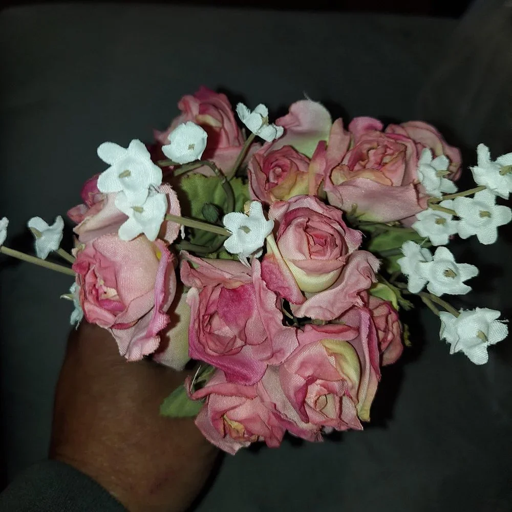 Bundle of 12 Mini Rose Bouquets  Mixed with  Baby's Breaths